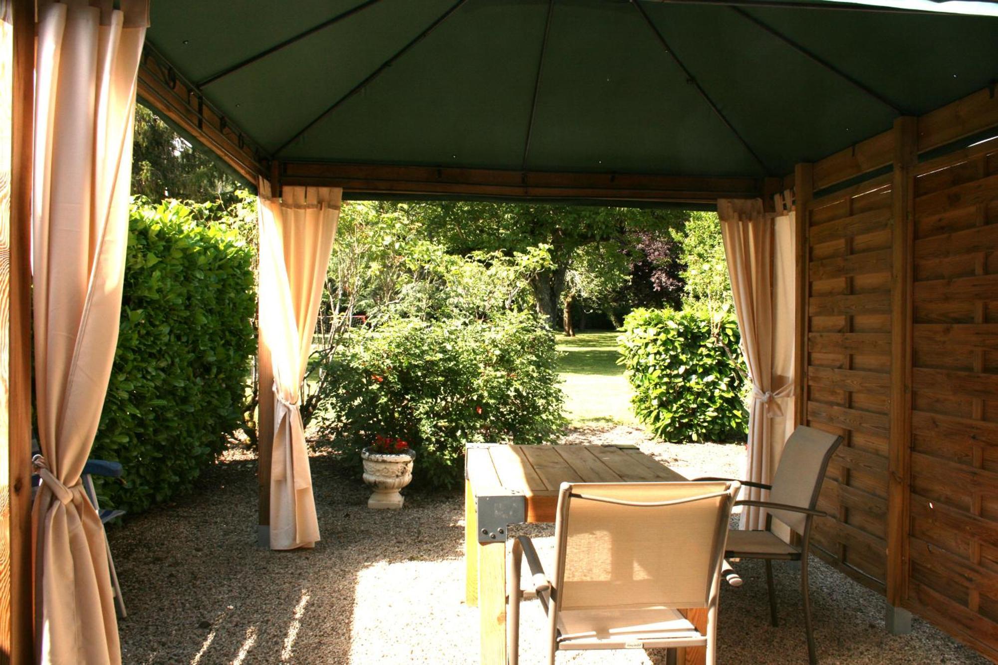 Domaine Des Hirondelles Villa Saint-Vincent-de-Cosse Buitenkant foto