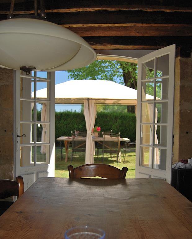 Domaine Des Hirondelles Villa Saint-Vincent-de-Cosse Kamer foto