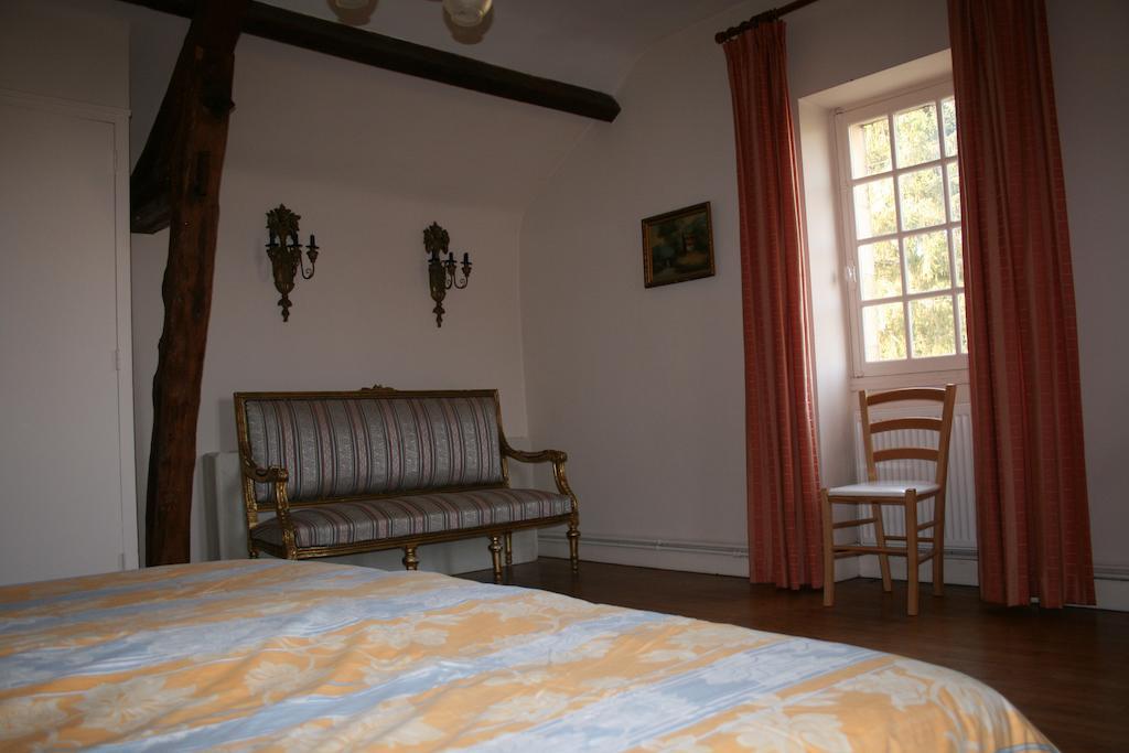 Domaine Des Hirondelles Villa Saint-Vincent-de-Cosse Kamer foto