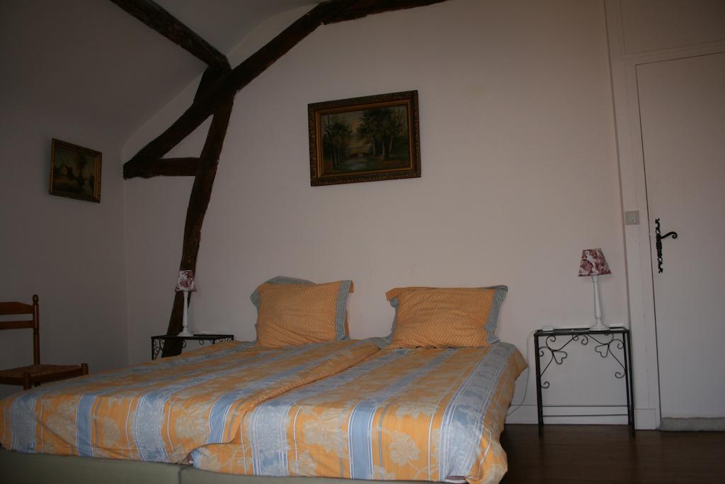 Domaine Des Hirondelles Villa Saint-Vincent-de-Cosse Kamer foto